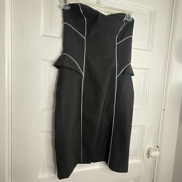 ASOS Strapless Dress w/ Piping Detail - Picture 4 of 11